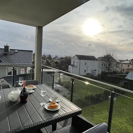 Modernes Mit See- Und Stadtblick Apartment *